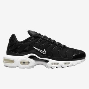 Women’s Nike Air Max Plus size 9